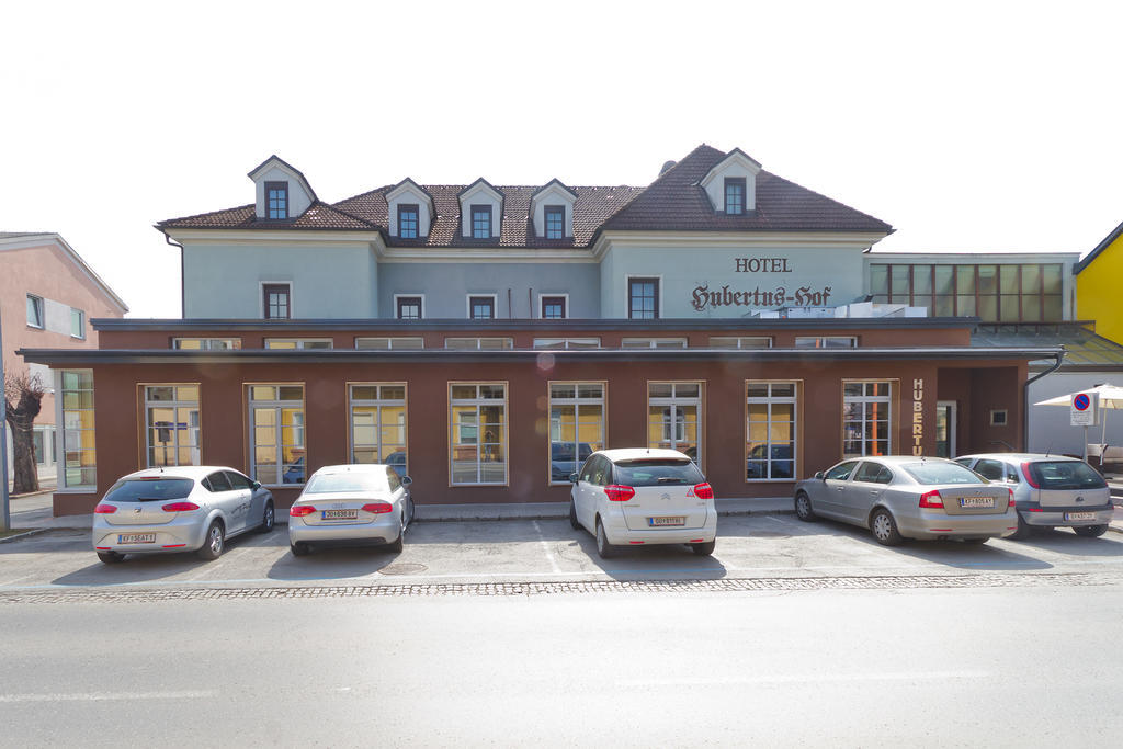 Hotel-Restaurant Hubertushof Zeltweg Exterior foto